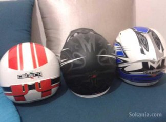 CASQUE ET COMBINAISON MOTO