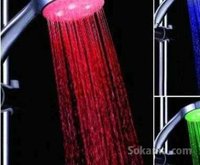Pommeau de douche lumineux à LED 3 couleurs