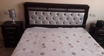 Une jolie chambre à coucher comme neuf