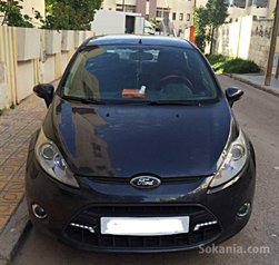 Ford fiesta titanium toutes options comme neuve
