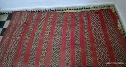Tapis traditionnelle ancienne