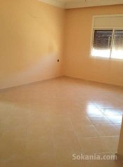 Vente r+3 plus local commercial
