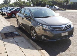 Vente Auto toyota avensis
