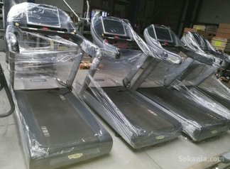 Tapis de course Technogym run now Unity