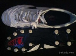 Crampons Football Soccer Mizuno Morelia Neo