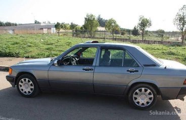 Mercedes-benz 190d