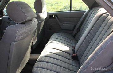 Mercedes-benz 190d