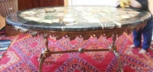 Table ancien style