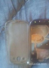 Sumsung galaxy s3 neo GT-I9301I bleu d e bon état