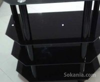 Meuble TV en verre trompé