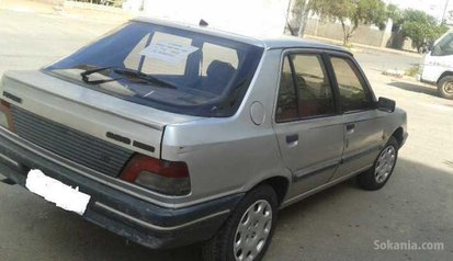 Peugeot 309
