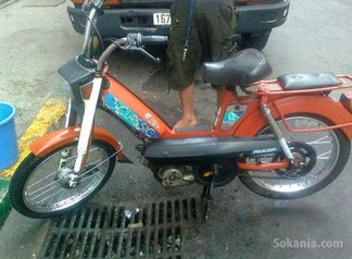 Moto 103 modelé 98