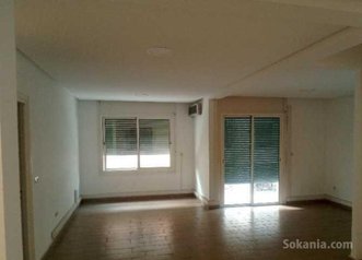 Plateau rénové à les princesses de 120m2