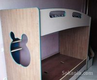 Double lits superposés avec commode escalier