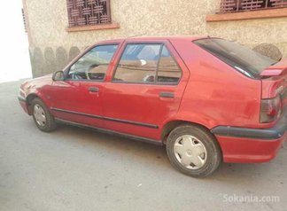 Renault 19