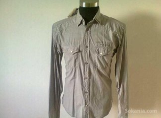Chemise à vendre