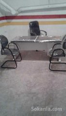 Tables de rÉunion / armoires / chaises