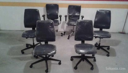 Chaises / bureaux / tables de réunion / comptoires