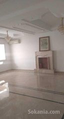 Propre et spacieux appartement en location sur Gha