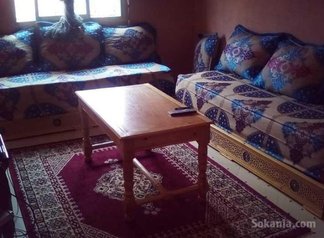 Salon Marocain Table et Tapis