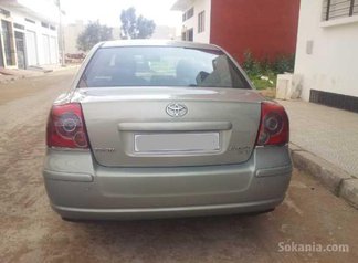 Avensis D4D 1Main cuir toutes options état parfait