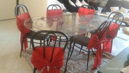 Table avec 6 chaises