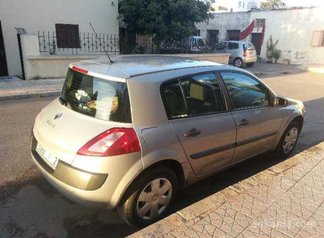Renault megane (casquette)
