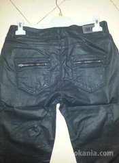 Pantalons à vendre